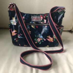 🐦 Cath Kidston crossbody purse